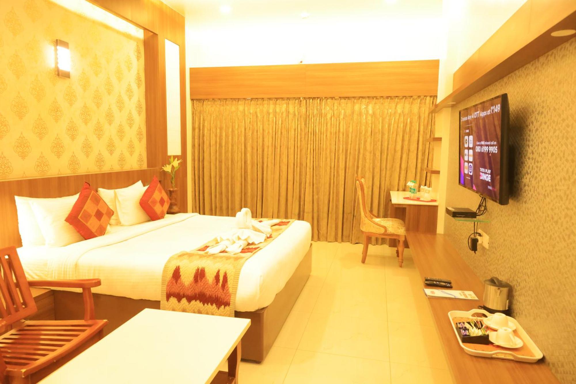 Hotel Dsf Grand Plaza Thoothukudi Eksteriør billede